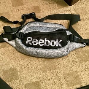 REEBOK FANNIE BAG NEW
